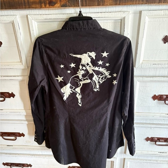 Black Floral Embroidered Women's Blouse - Picture 2 of 2